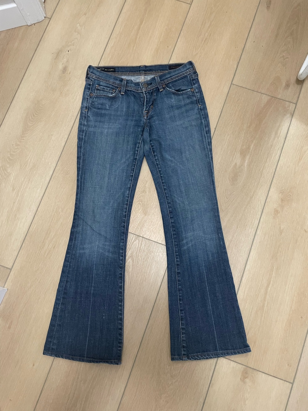 Citizens Of Humanity Women's Bootcut lJeans in Medium Blue Wash